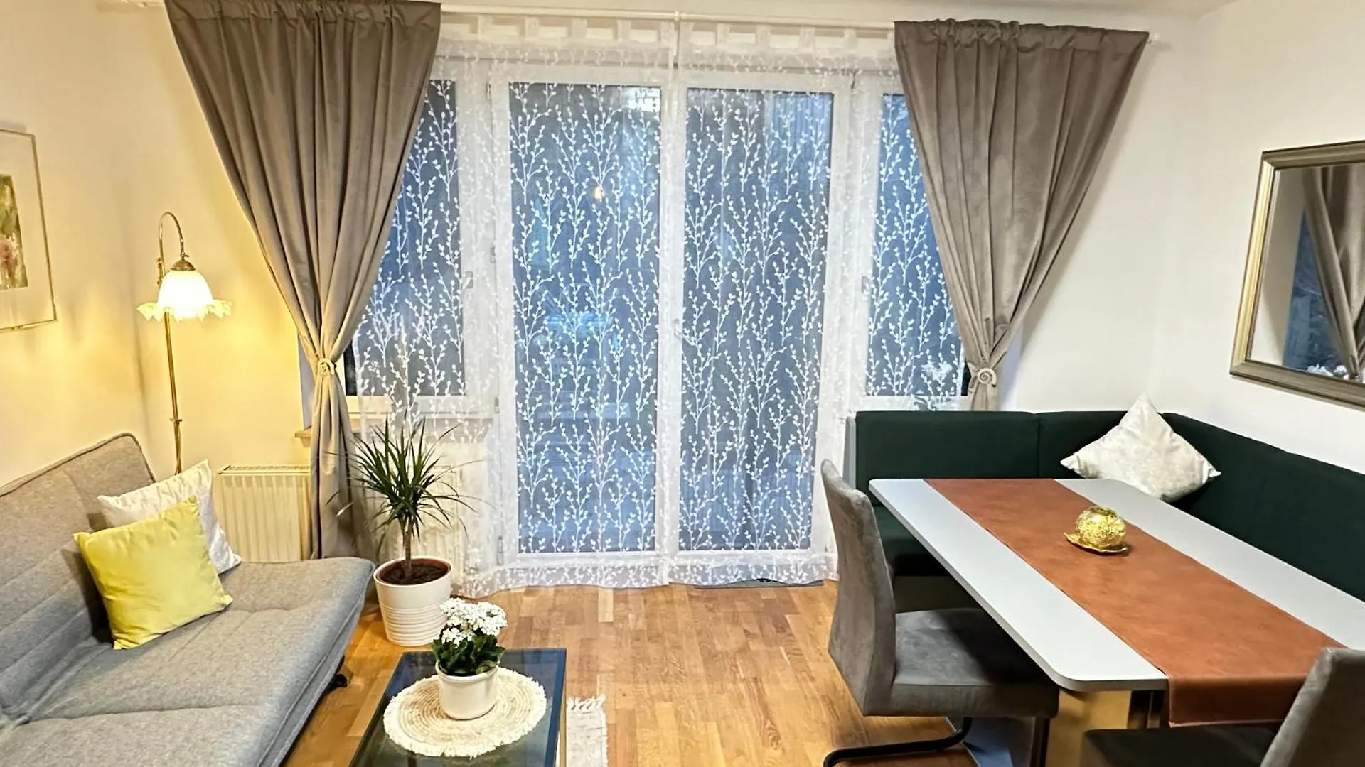 The Peaceful Garden Stay & Free Parking Salzburg 0*,  Austria